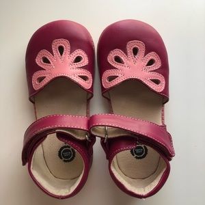 Livie & Luca Rumba Red Petal